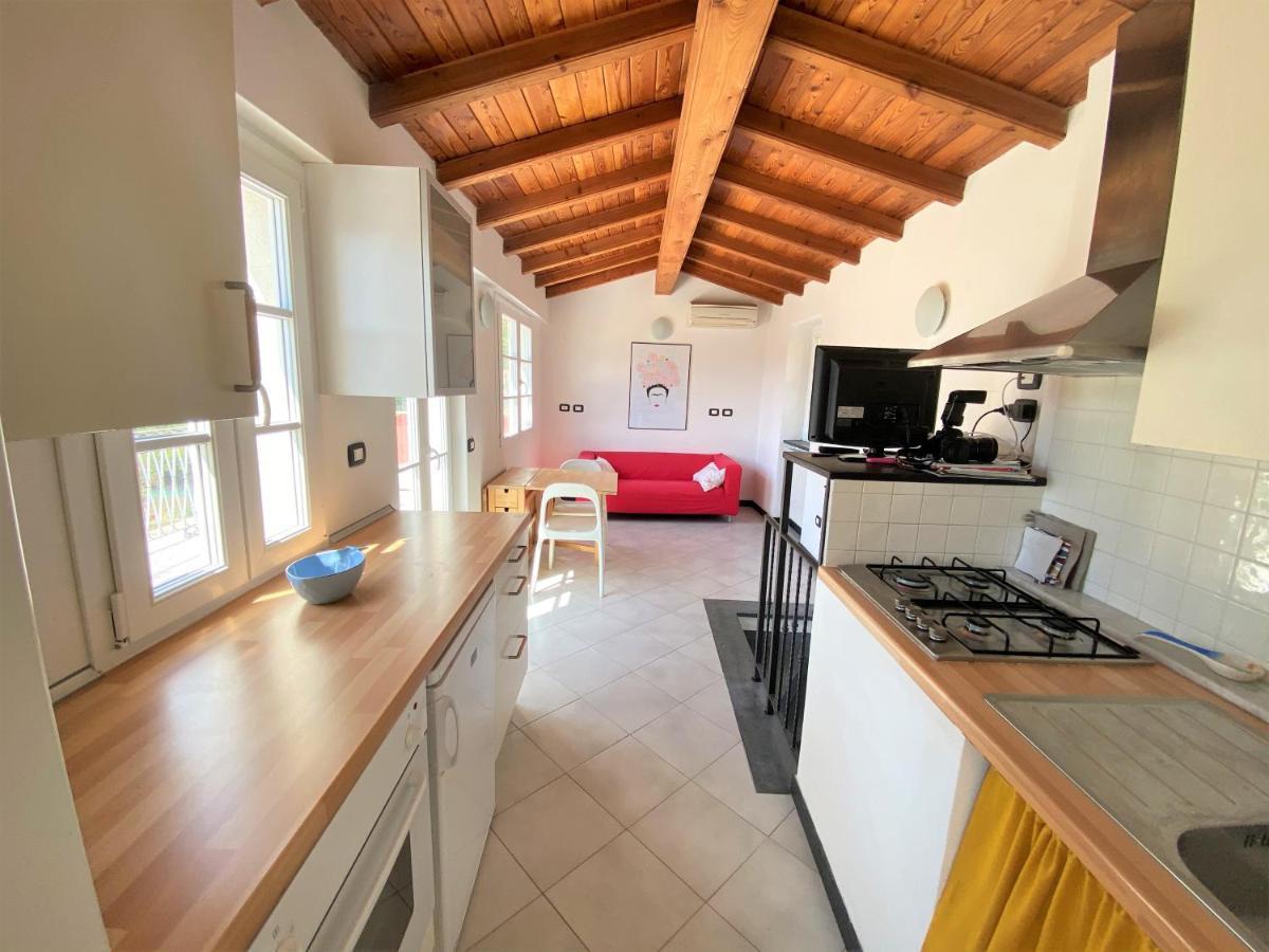 Le Case Della Lizza - Casa Rossa Levanto Luaran gambar