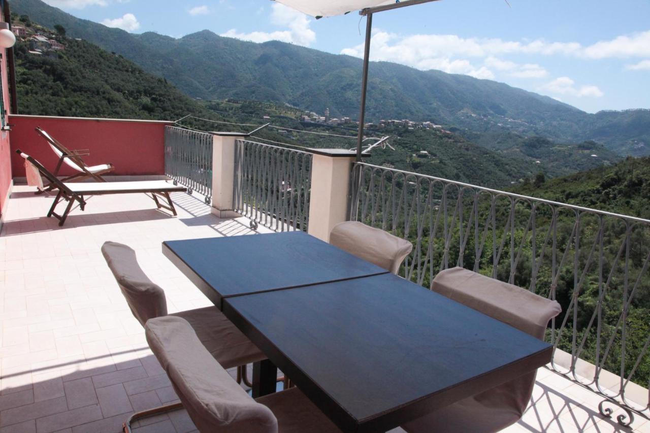 Le Case Della Lizza - Casa Rossa Levanto Luaran gambar