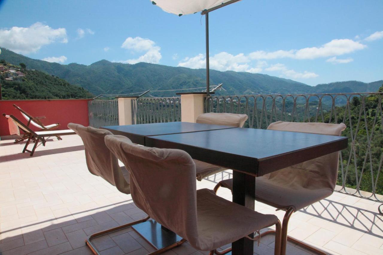 Le Case Della Lizza - Casa Rossa Levanto Luaran gambar
